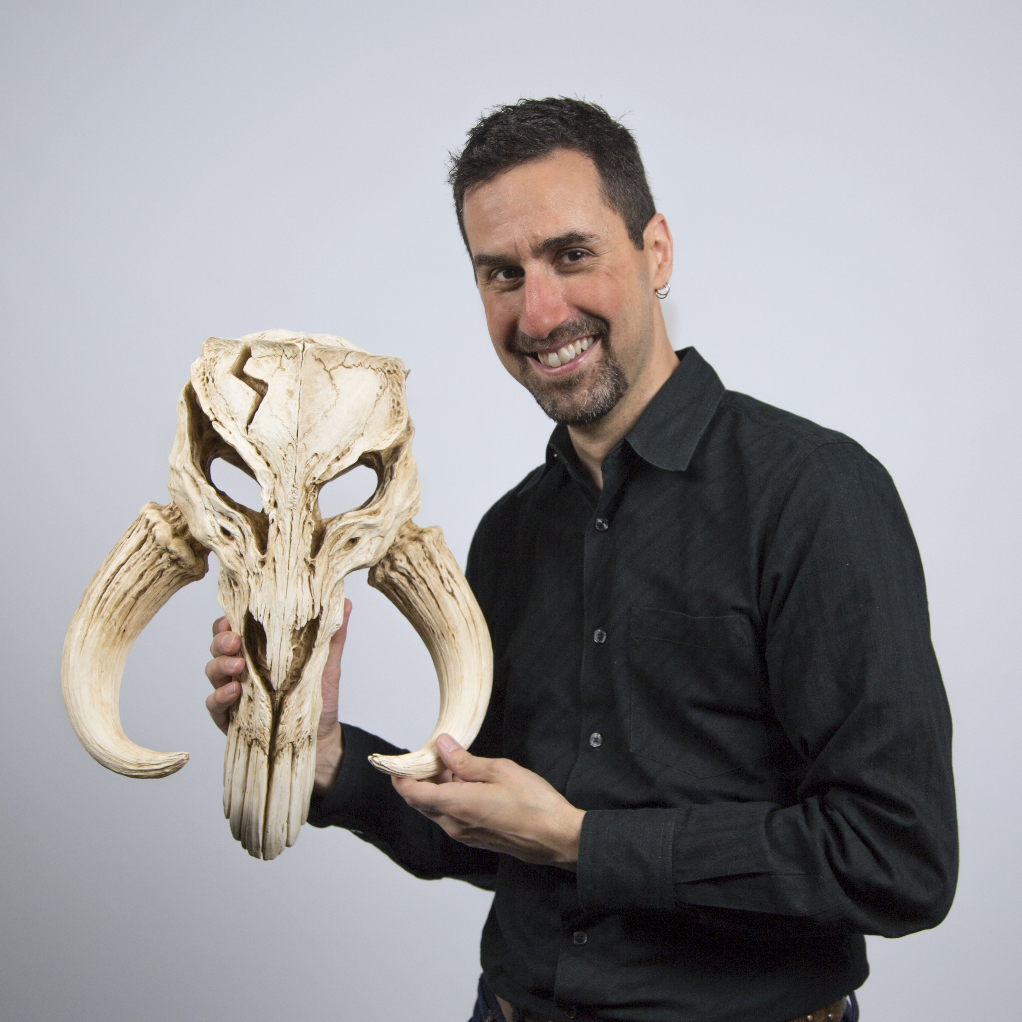 Tom Spina and Mythosaur Skull