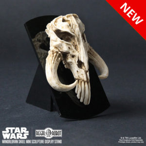 acrylic display stand for Mandalorian skull mini sculpture