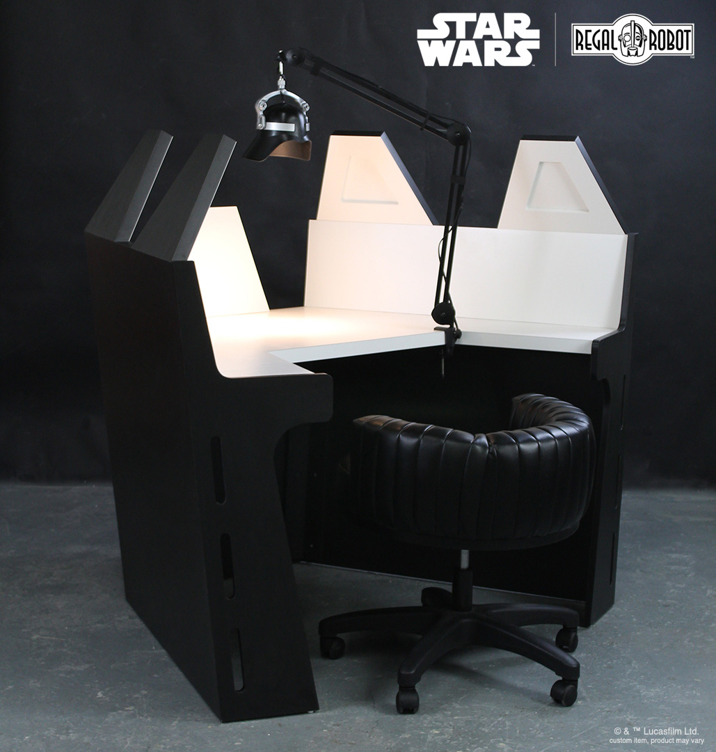 Darth Vader™ Meditation Chamber Desk Set – Regal Robot