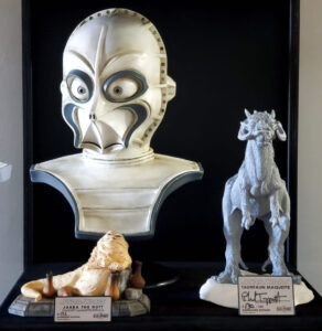 Regal Robot star wars statues