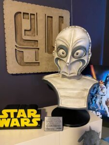 CZ-3 Mos Eisley droid