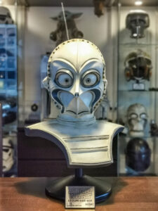 Star Wars droids lifesized statue