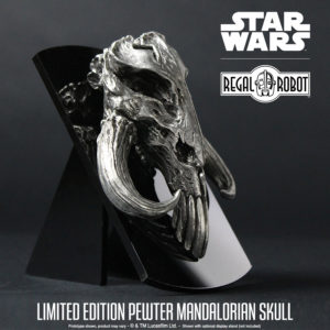 Pewter mythosaur skull or bantha skull sculpture in pewter