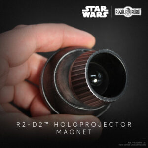 R2D2 magnet of the holoprojector from the prop droid