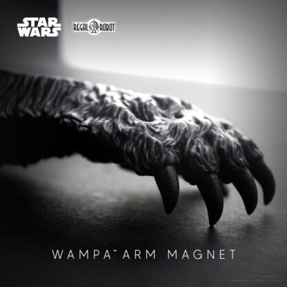 Cut off arms from Star Wars as fun magnets