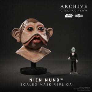Star Wars mini bust of Nien Nunb mask