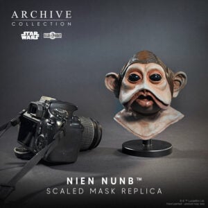 Star Wars mini bust of Nien Nunb mask